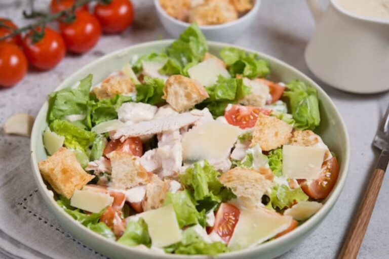 Ensalada Cesar con aderezo de Yogurt Griego