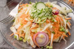 Ensalada de pepinos y zanahoria