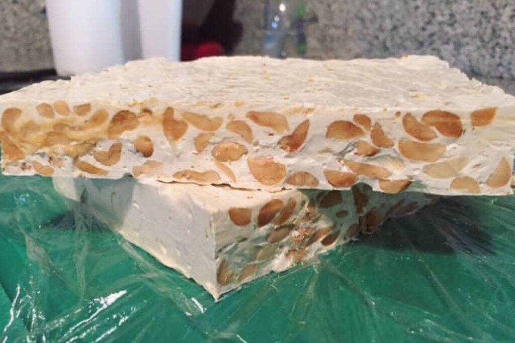 Turrón de Maní con Leche