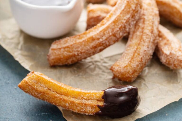 Churros caseros con chocolate