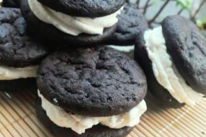 Whoopies de Chocolate con Crema Chantilly